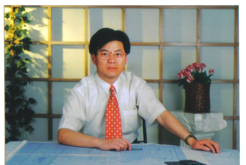 創(chuàng)業(yè)初期的鄭效東 .jpg